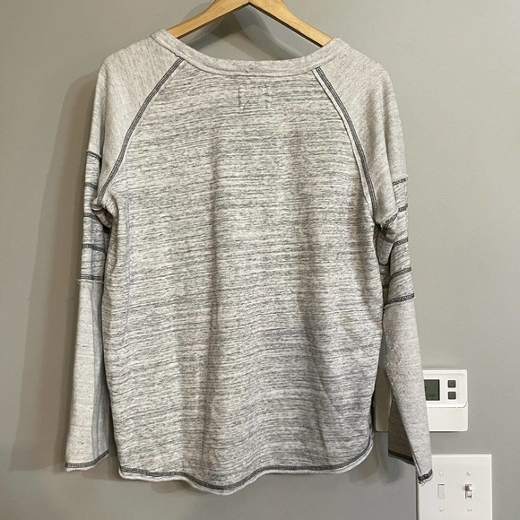 CCM Detroit Red Wings LS Raglan Distressed Grey Soft French Terry Fabric Logo XL - Picture 4 of 11